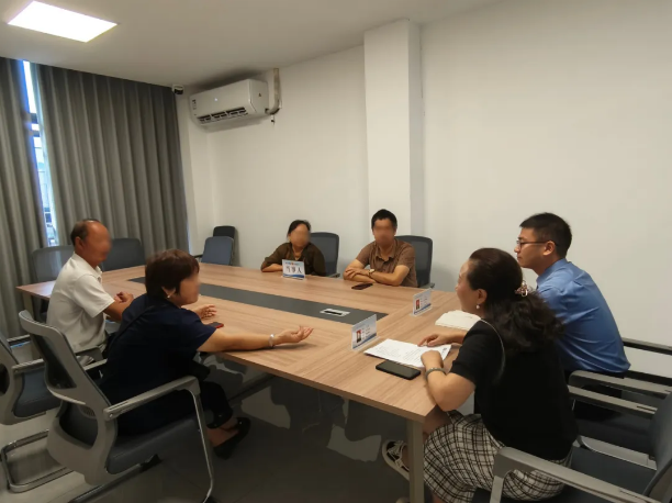 截图录屏_选择区域_20251016102222.png